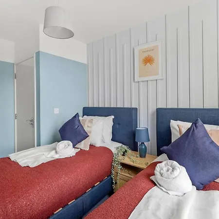 Beautiful Central Gem Of Apartman *